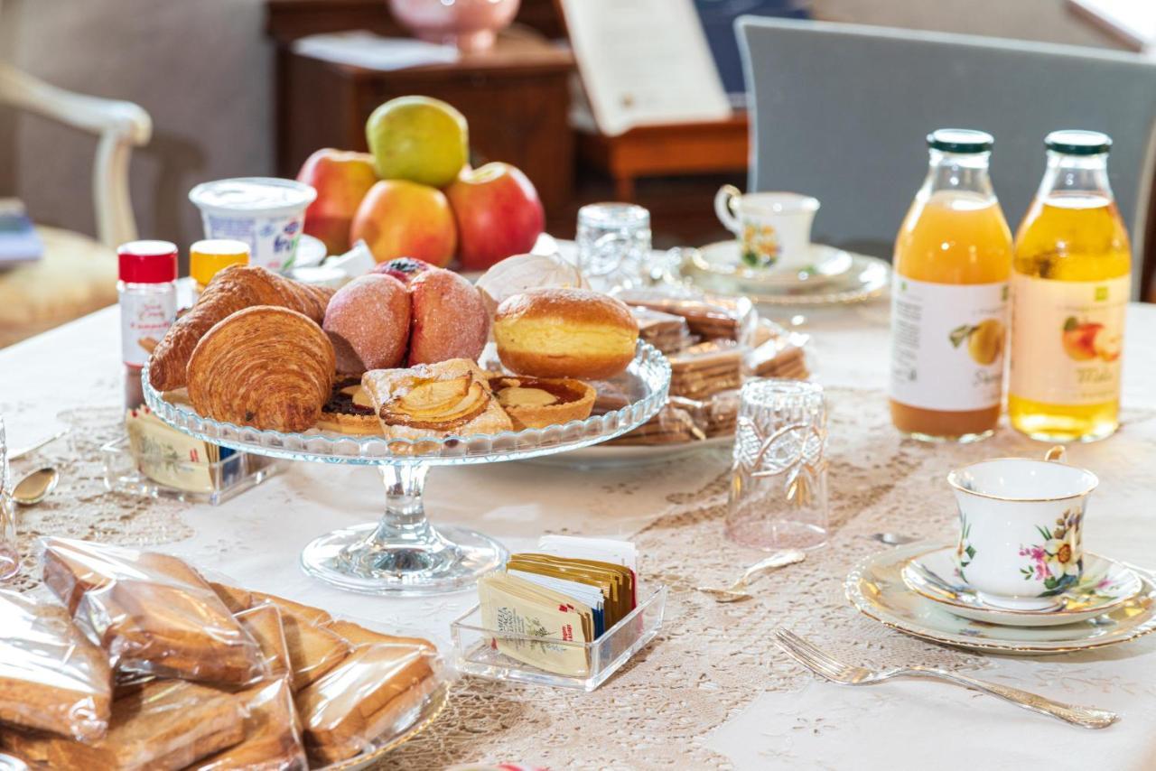 Bed and Breakfast Il Sasso Bianco Comerio Екстер'єр фото