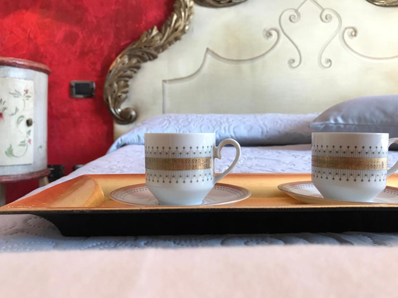Bed and Breakfast Il Sasso Bianco Comerio Екстер'єр фото